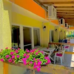 Hotel Pop аrt