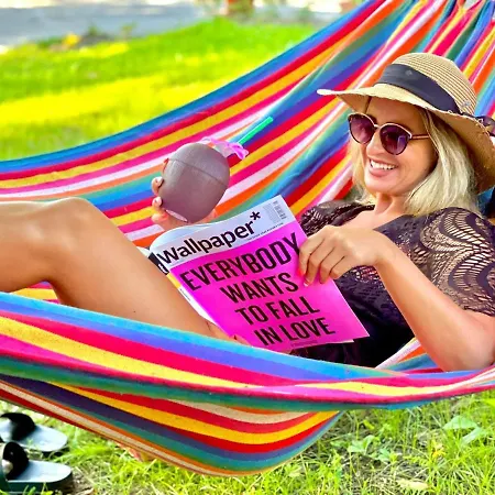 ホテル Pop аrt プリモルスコ